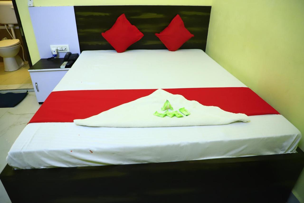 Shivraj Homestay ماثورا المظهر الخارجي الصورة